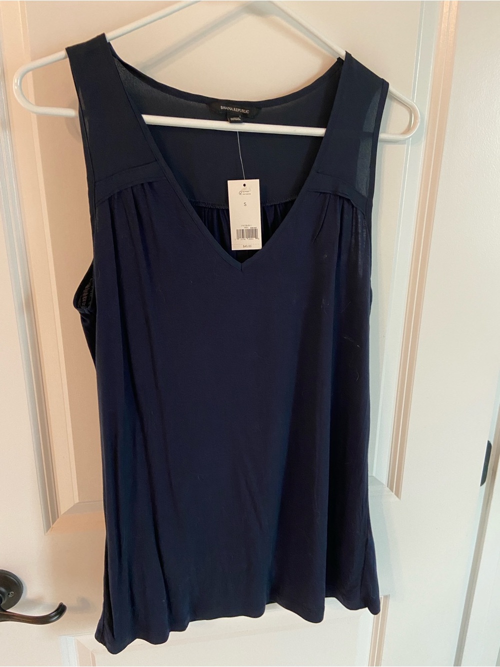 Banana Republic Navy V-Neck Sleeveless Camisole